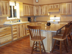 kitchen & cabinets green bay